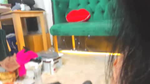 Kristal Luxe online show from October 25, 8:55 am