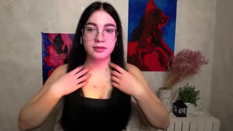 Kristen online show from October 15, 7:55 am