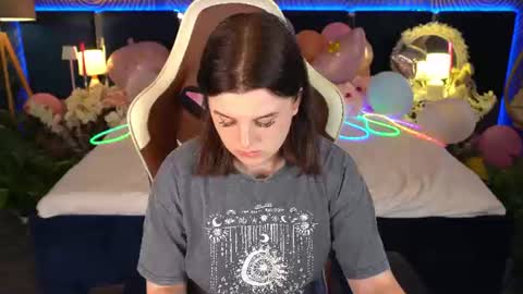 kristifoxy online show from July 19, 12:51 pm