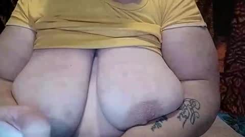 Snapshot of kristinaexcite chatting on October 26, 7:59 am KristinaExcite online show from October 26, 7:59 am
