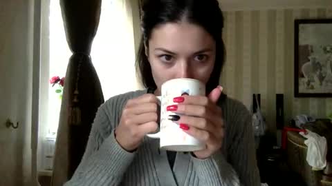 kristinalamour96 online show from September 28, 12:43 pm