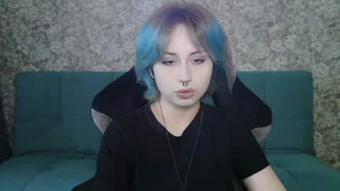 Alice online show from April 14, 2:17 pm