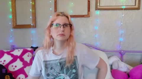 Samantha online show from April 19, 6:10 pm