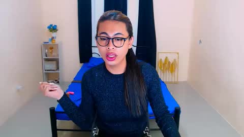 kylarose smith online show from October 20, 11:30 pm