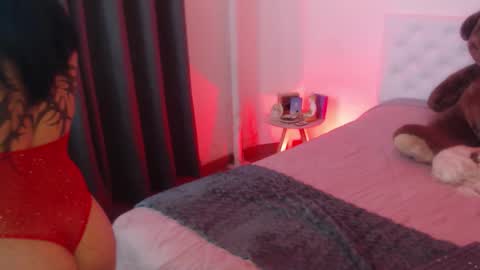 Sara online show from November 4, 2:05 am