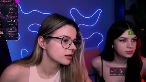 Kylie loves u online show from April 12, 12:52 pm