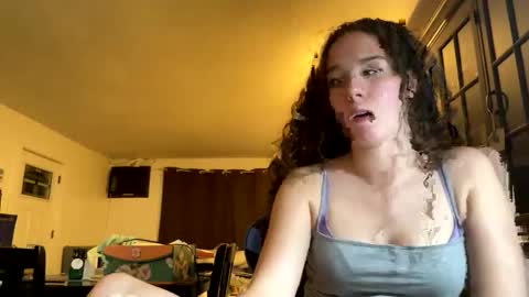 Kylie online show from December 1, 12:04 am