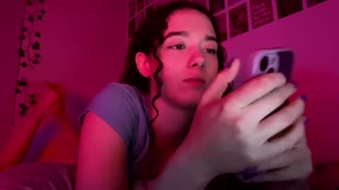 Kylie online show from January 7, 4:50 am