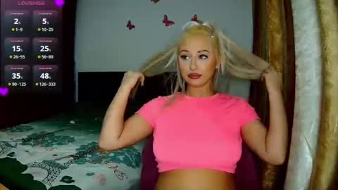 kylie online show from November 7, 8:03 pm