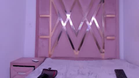 kym online show from February 22, 12:50 pm