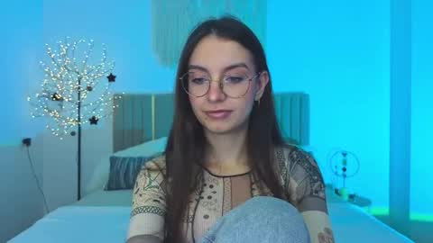 Margo  online show from February 10, 1:58 pm