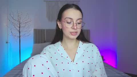 Margo  online show from February 27, 2:28 pm