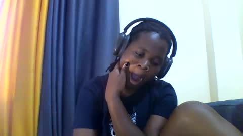 vida online show from March 8, 4:38 am