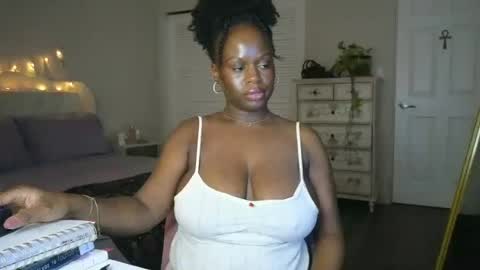 La Diosa Selene online show from July 23, 2:42 am