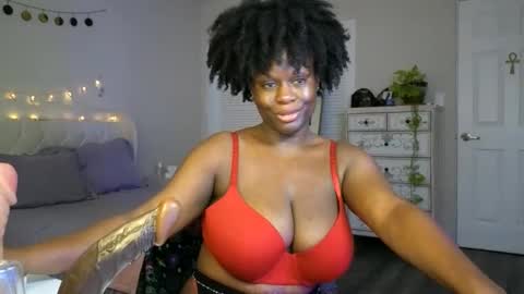 La Diosa Selene online show from June 7, 4:19 am