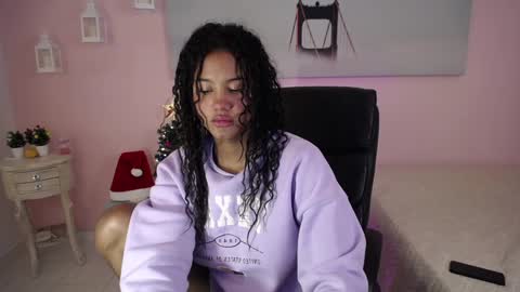 Karla - Instagram   lady karla1 online show from December 22, 12:17 am