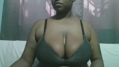 lady_dearra online show from October 10, 11:37 am