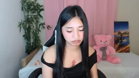 Your ultimate bbgirl sweety online show from December 12, 6:10 pm