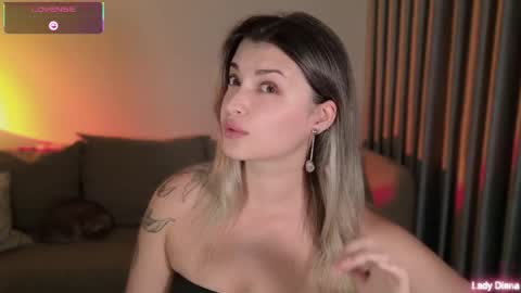 ladylancaster online show from January 10, 1:05 pm