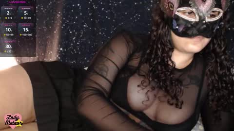 Snapshot of ladymeteor chatting on October 12, 7:27 pm Lady Meteor online show from October 12, 7:27 pm