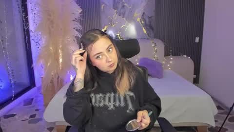 Lady  online show from March 7, 4:52 am