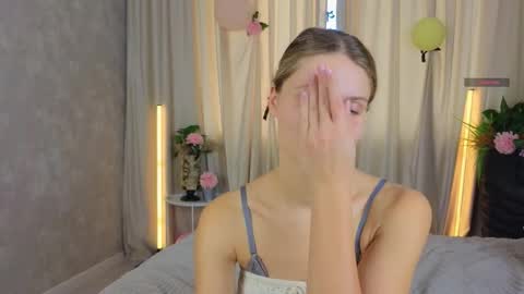 Lilia online show from October 11, 6:51 am