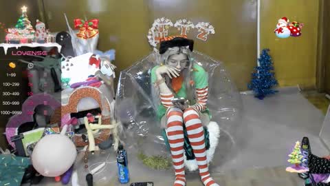 Skinnygirl online show from December 18, 11:09 pm