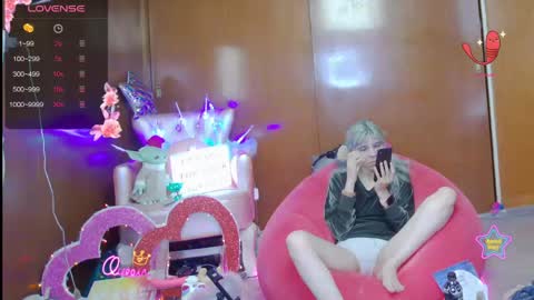 Skinnygirl online show from May 16, 1:19 am