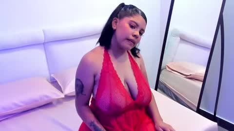 Lauren  online show from June 1, 3:19 am