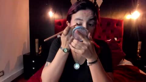 Laia  online show from February 11, 12:06 pm