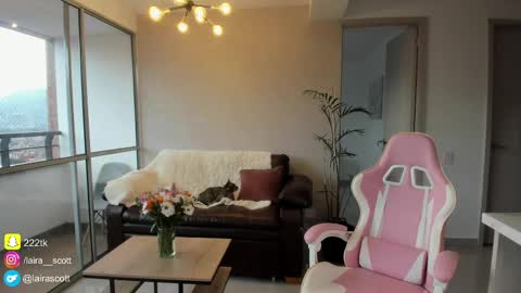 Laira online show from February 26, 10:11 pm