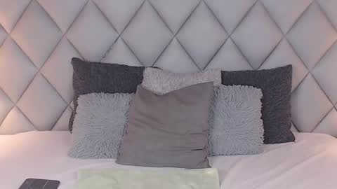 Laly Castro online show from January 28, 6:49 pm