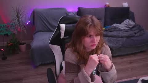 Kay online show from November 21, 8:00 pm