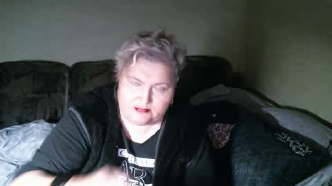 lanacat555 online show from March 9, 2:26 am