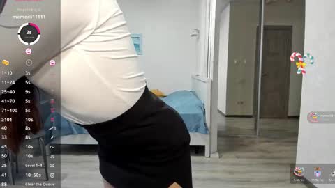 Lana online show from March 5, 1:17 pm