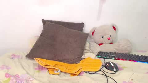 Snapshot of lanarave chatting on December 12, 6:31 pm lanarave online show from December 12, 6:31 pm