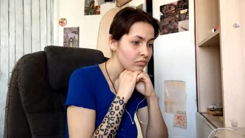 Mia online show from March 10, 6:50 am