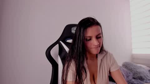 Snapshot of lanna_as chatting on February 7, 6:02 pm lanna_as online show from February 7, 6:02 pm