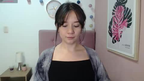 Lanna online show from November 27, 1:58 pm