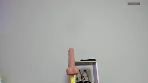 Lanna miley Russo  online show from November 6, 12:11 pm