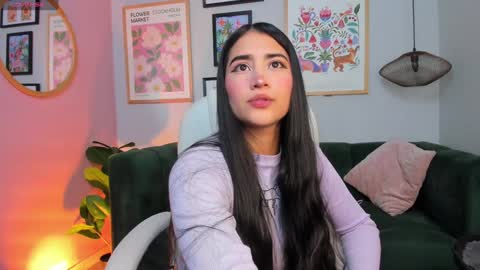 Snapshot of lara_madisson chatting on December 19, 11:14 pm Lara Madisson online show from December 19, 11:14 pm