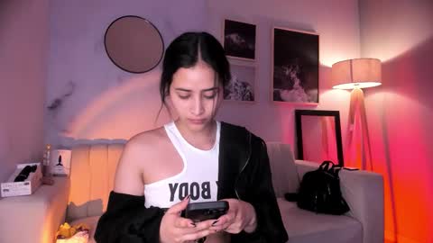 Lara Madisson online show from February 9, 5:32 am