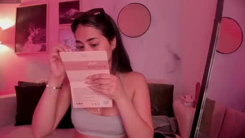 Snapshot of lara_madisson chatting on September 30, 5:35 am Lara Madisson online show from September 30, 5:35 am