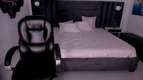 Larisa Smirnov online show from January 6, 3:54 am