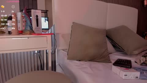 LARISSA  online show from December 2, 4:09 pm