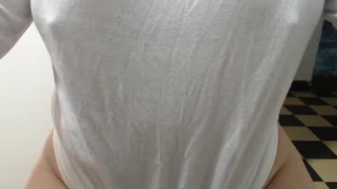  Laura  online show from April 7, 11:40 pm