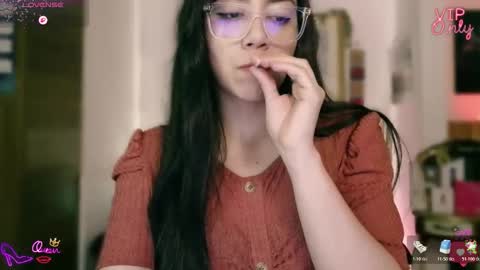 Lauren online show from April 22, 12:40 am