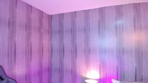 LaurenHazel  online show from November 24, 4:14 am