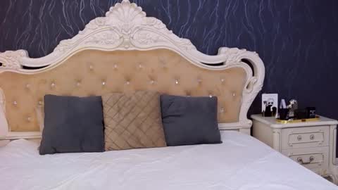 Laura online show from February 8, 3:05 pm