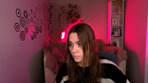 Laure online show from February 1, 11:20 am